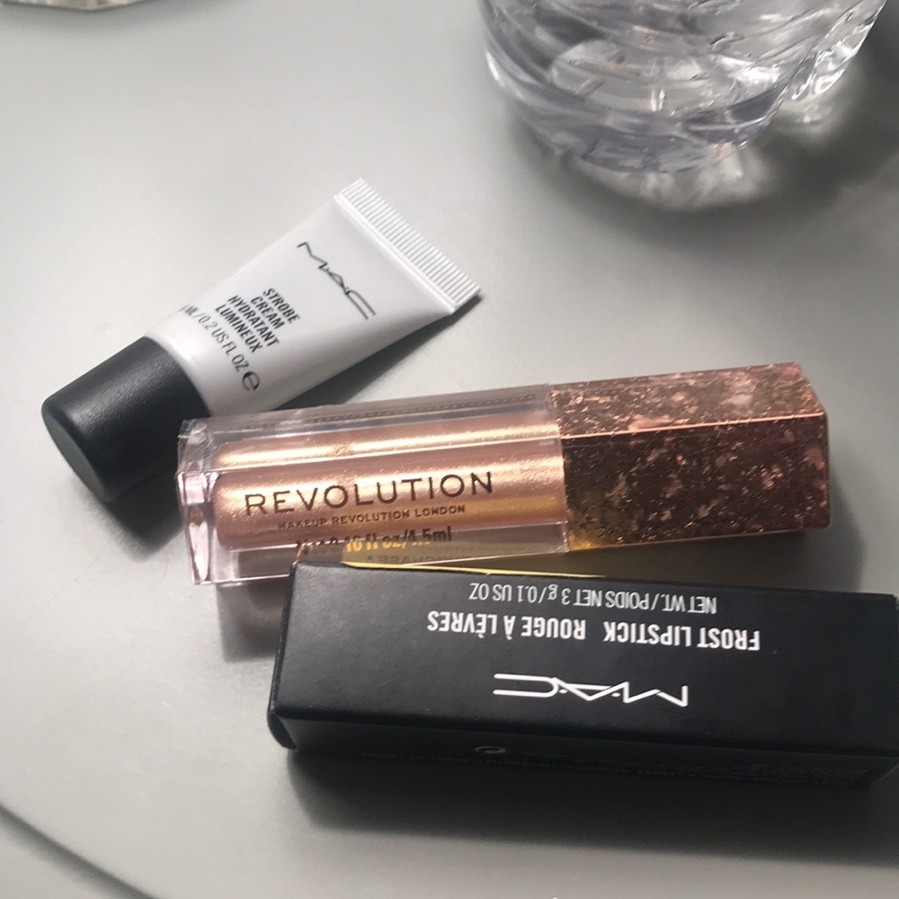 Peach lip bundle